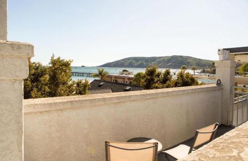 Avila Beach House | 90 San Luis Street Unit D