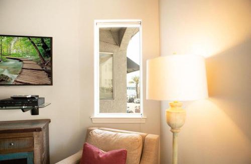 Avila Beach Apartment | 90 San Luis Street Unit A