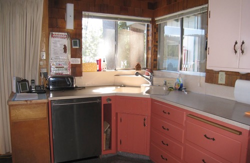 Truckee House | A gorgeous lakefront property and marina on the sunny side of Donner
