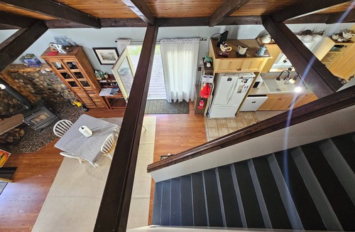 Twain Harte Cabin | A lovely 2 bedroom, 2 bath Cabin in the heart of Twain Harte.