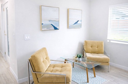 East Side Capistrano House | A Modern Coastal 1 Bed Home Minutes from the Ocean