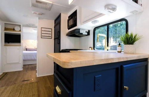 Coulterville House | A Private, Design-Led Glamping Escape Near Yosemite