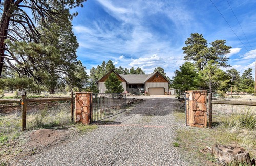 Flagstaff House | A real Flagstaff getaway on 5 acres. Our reviews speak for themselves.