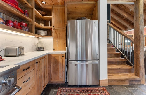 Serene Lakes House | A Serene Mountain Summer Getaway