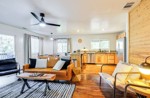 Groveland Cottage | Access to Pine Mountain Lake: Family Cabin w/Deck