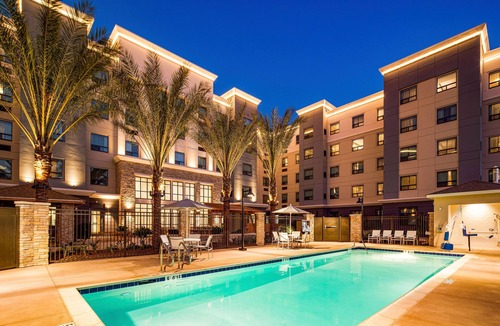 Irvine Business Complex Apartment | Accessible 1BR Suite w/Kitchen | Free Breakfast!