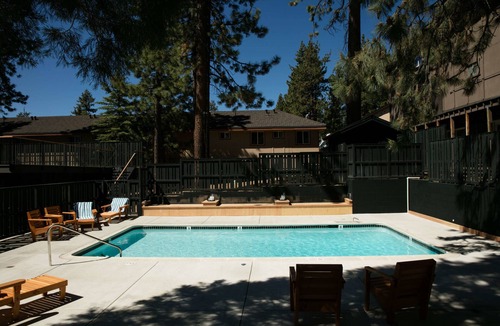 Lakeside Park Hotel | Active Tahoe Vacation - Gym, Hot Tub & Nearby Parks