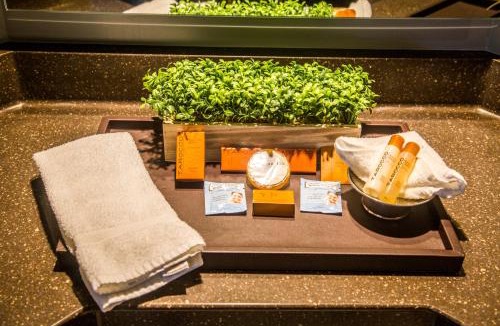 Paso Robles Hotel | Adelaide Inn