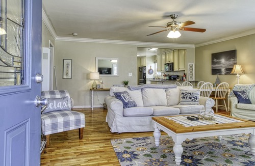 Grover Beach House | Adorable Dog Friendly Vacation Home in Grover Beach