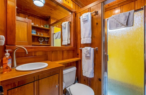 Ocean Beach Cottage | Adorable Seaside Cottage with Full Kitchen and Enclosed Yard - Walk to Beach
