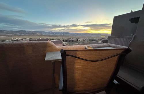 Greenehaven House | Adventure Base Near Lake Powell — Hikes, Views, Comfort & Pet Friendly