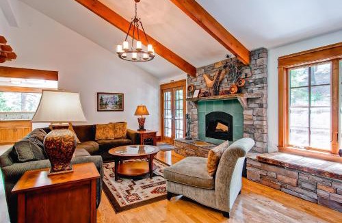 Yosemite National Park House | Ahwahnichi Lodge