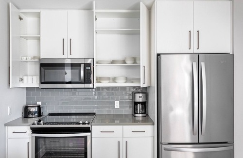 San Carlos Apartment | Airy San Carlos 2BR w/Rooftop Lounge, near Silicon Valley, by Blueground