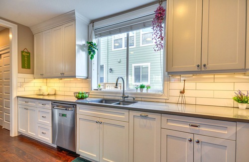 Alberta House | Alberta Arts District Home w/Private Hot Tub!