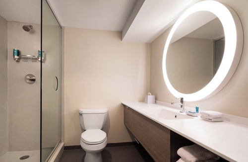 Entertainment District Hotel | Aloft by Marriott Scottsdale