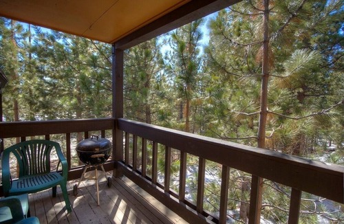 Dollar Point Condo | Alpine Getaway 3 Bedroom Home by RedAwning