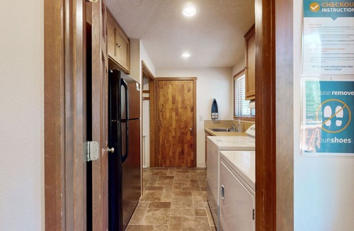 Black Butte Ranch House | Alpine haven with pool, private hot tub, & wood fireplace