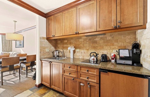 Olympic Valley Resort | Alpine Heaven Suite - no resort fee for July