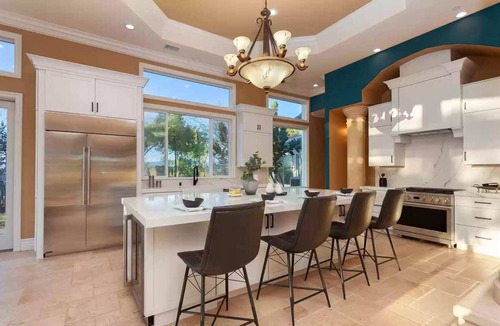 Vista Villa | AltaVista 8br Spacious, Private, Built to Delight!
