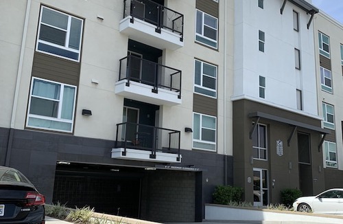 Platinum Triangle Apartment | Amazing 2-Bedroom 2-Bath Luxury Apartment Near Disneyland