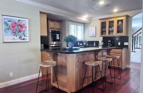Southwest Anaheim House | Amazing Large Family Home w/Pool, 1 Mile to Disney