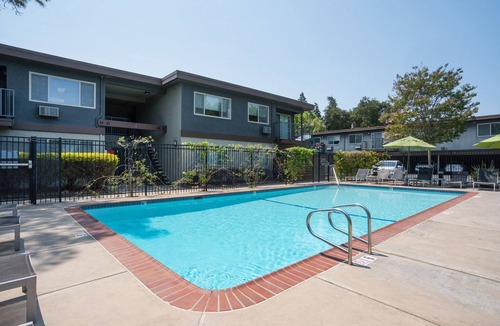 Mountain View Apartment | Amazing Mountain View 2BR w/Pool & Gym, 5 min to Target, by Blueground