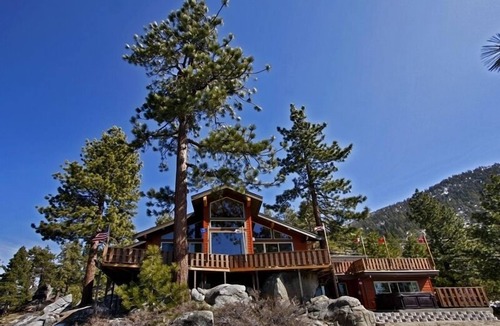 South Lake Tahoe House | Amazing Views! Luxury Retreat-Sleeps 14 Choose "Contact Owner" before booking!