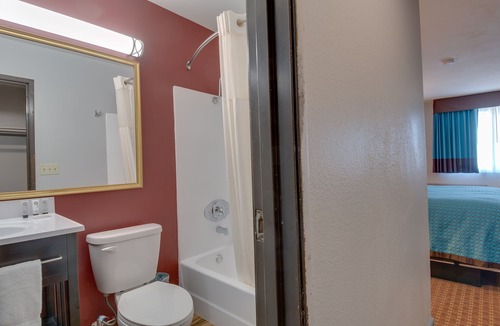 Hayward Hotel | Americas Best Value Inn Hayward