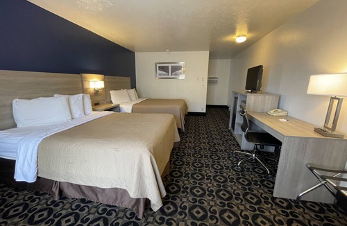 Ballard Hotel | Americas Best Value Inn Roosevelt Ballard