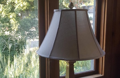 Amity House | AMITY WINE COTTAGE – Wonderful Vintage Charm and Décor in Oregon Wine Country