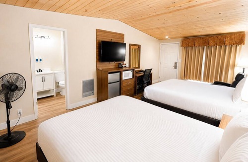 Reedsport Hotel | Anchor Bay Inn