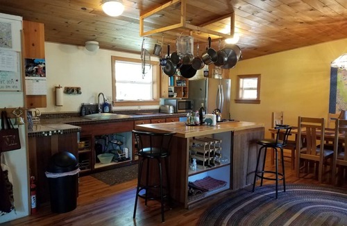 Jacksonville Cabin | Applegate River Retreat | Mineral Baths