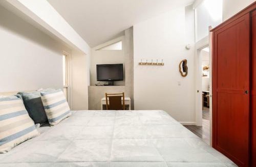 Rio del Mar House | Aptos Beach Retreat Hot Tub & 5 Min Walk to Sand