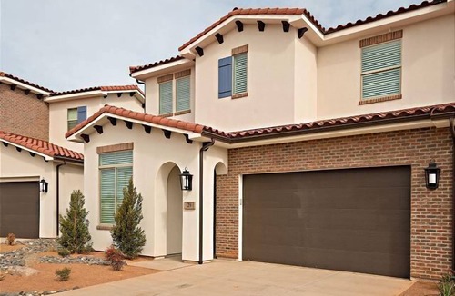 Santa Clara House | Arcadia 28 | Games * PRIVATE Hot Tub * Patio BBQ * Family Friendly