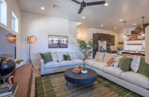 Santa Clara House | Arcadia 56 | Arcade * Sleeps 26 * Games * Patio BBQ