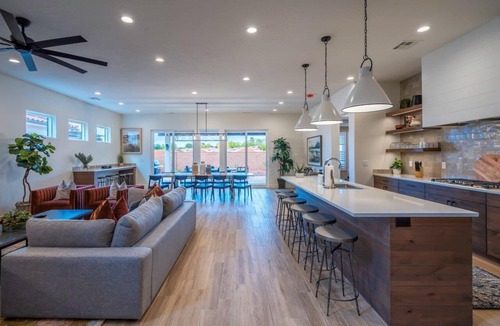 Santa Clara House | Arcadia 62/63 | Sleeps 52! Private Hot Tubs * GAMES * Fire Pits * Arcades