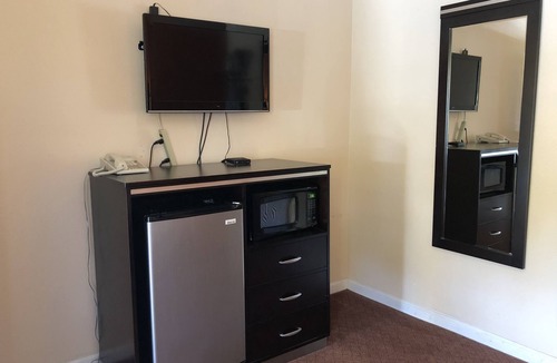 Arroyo Grande Hotel | Arroyo Village Inn