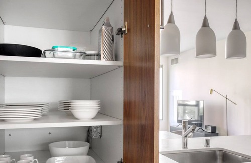 Bunker Hill Apartment | Artistic View 1BR DTLA, w/ Pool, near Disney Hall by Blueground