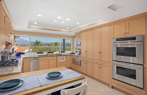 Mission Viejo House | Athena Aquatic Retreat at Lake Mission Viejo - large pool home