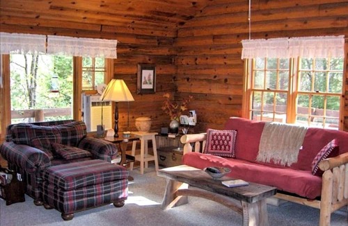 Nevada City Cabin | Authentic Log Cabin Getaway with a Hot Tub near the Yuba River in California