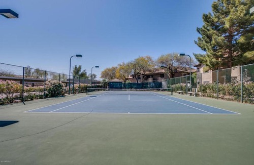 Central Scottsdale House | Aventura Condominiums