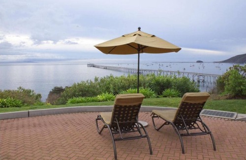 Avila Beach Condo | Avila Beach Calif OCEAN VIEW RESORT 2 BDR 'Lockoff' Suite with Balcony