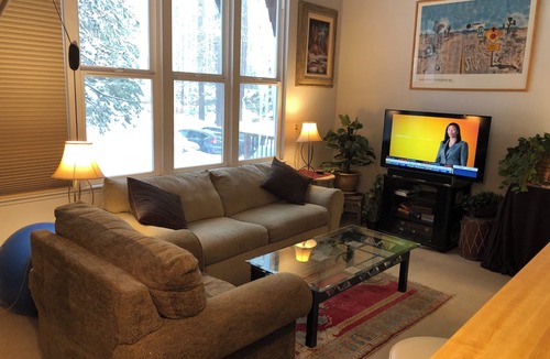 Lake Forest Condo | Awesome 1-bedroom condo in Tahoe City perfect for your getaway