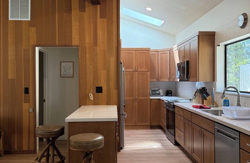 Incline Village Condo | Awesome Remodeled Condo Across From Hyatt & Lake