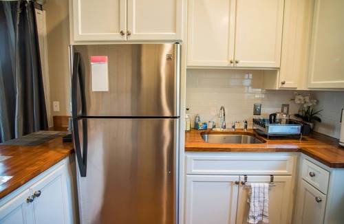 Paso Robles Apartment | Baby Bliss-All the Bliss you need, in downtown Paso Robles!