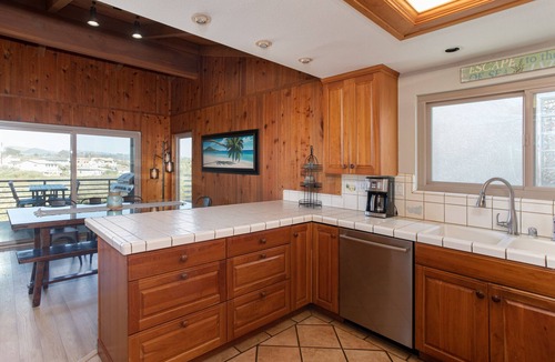 Oceano House | Balcony Barbecue Dunes Hangout - Accommodates up to 12 Guests!