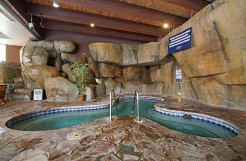 Stateline Resort | Bally's Lake Tahoe Casino Resort