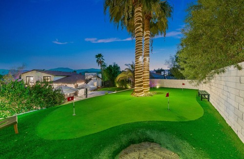 Bermuda Dunes House | Basketball-Pool-Spa-BBQ-Gameroom-Golf-Central