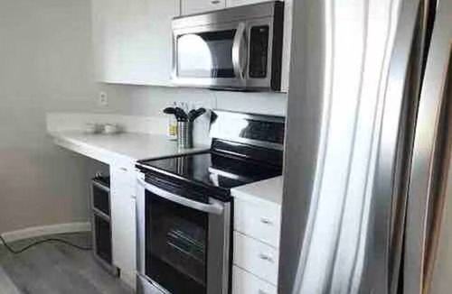 South Beach Apartment | Bay bridge sunrise views - 2 bedroom condo