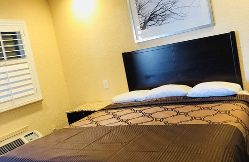 Berryessa Hotel | Bayshore Inn